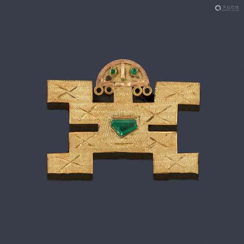 Aztec motif brooch decorated with emeralds in 18K …