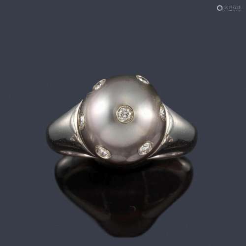 Ring with Tahitian pearl of approx. 13.38 mm studd…