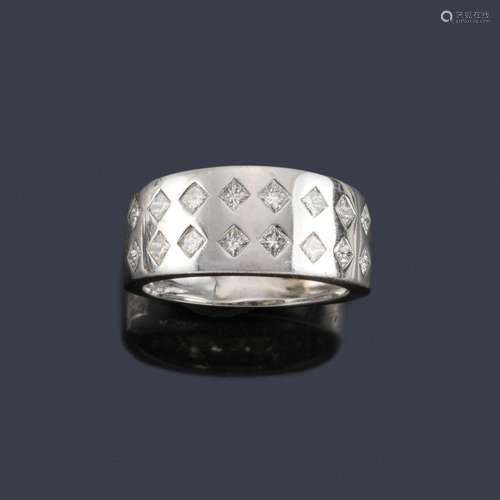 Wide ring with double band of princess cut diamond…