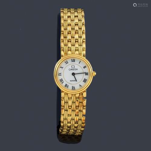 OMEGA for women with 18K yellow gold case and brac…