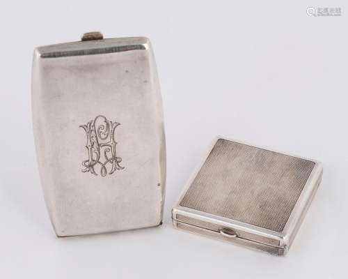A Continental silver cigarette case stamped 800, together wi...