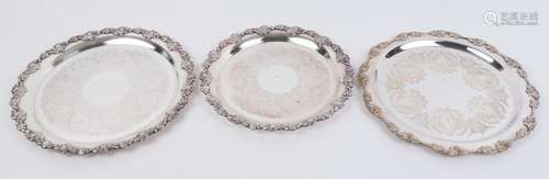 HECWORTH set of three graduated Sheffield plated serving tra...