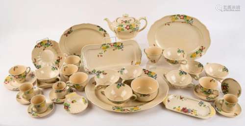 ROYAL DOULTON English porcelain dinner ware and table ware, ...