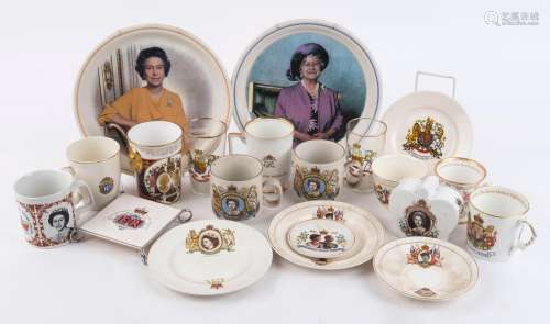 ROYALTY - QUEEN ELIZABETH II: commemorative ware with 1953 C...