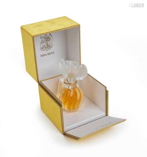 LALIQUE French glass perfume bottle in original box for NINA...