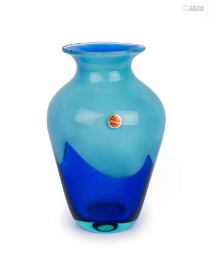 SEGUSO VIRO blue and pale blue cased Murano glass vase, engr...