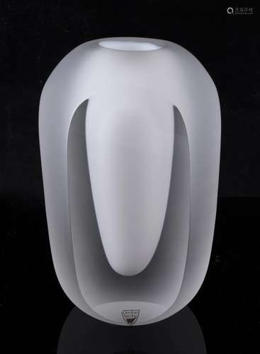 ORREFORS "White Velvet Crystal" Swedish art glass ...