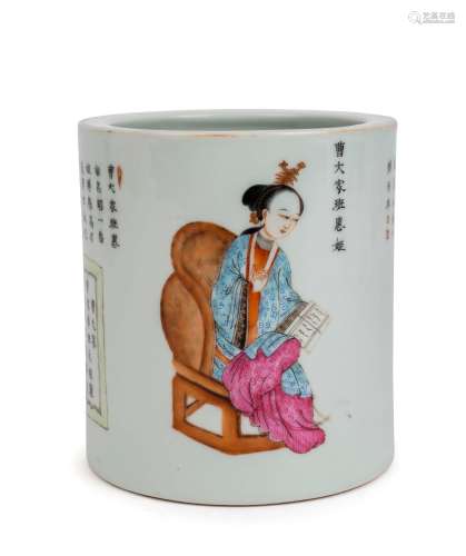 A Chinese porcelain scholar's brush pot displaying pain...