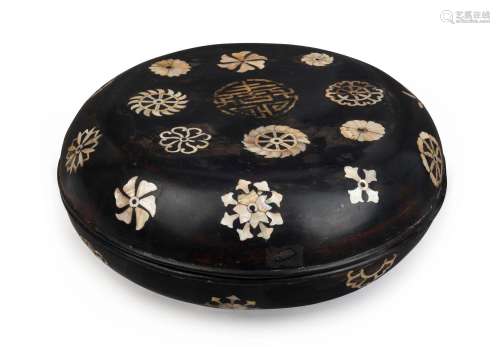 An 18th century Chinese Ryukyuan black lacquered covered bow...