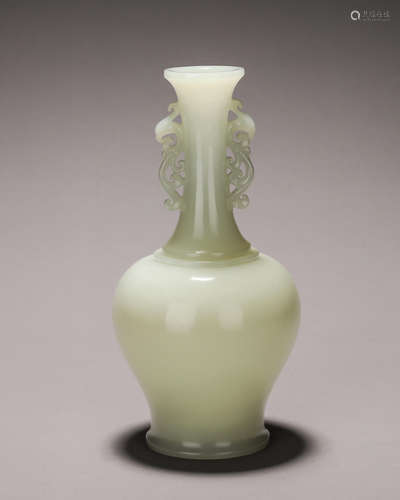 A Hetian jade vase with phoenix shaped ears