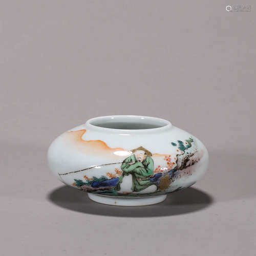 A famille rose figure porcelain water pot