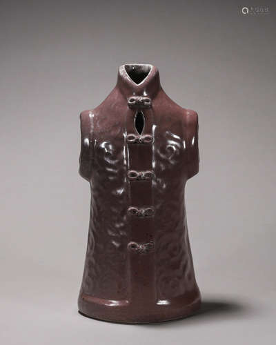 A red porcelain gown ornament