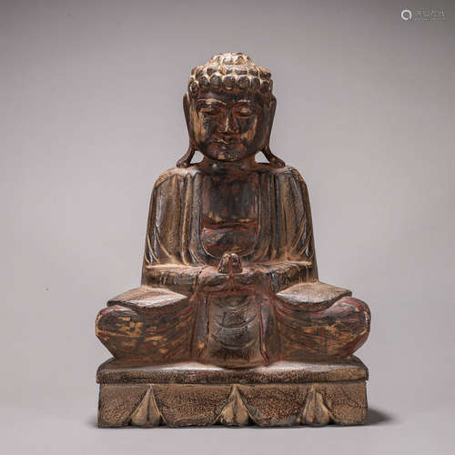 A gilt wood Sakyamuni buddha statue