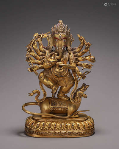 A gilding copper buddha statue