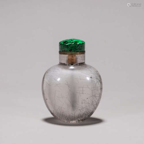 A crystal snuff bottle