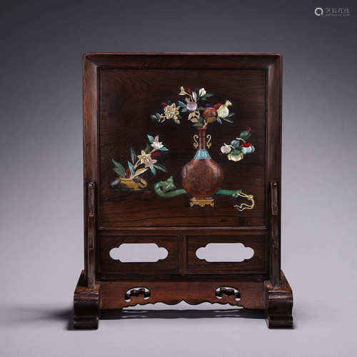 A fragrant rosewood screen