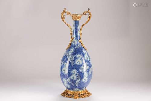 A Chinese blue & white dragon vase