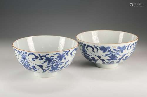 A pair of Chinese blue & white deep sided bowls