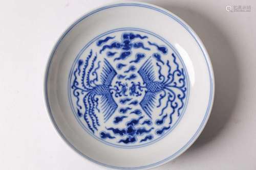 A Chinese blue & white double phoenix dish