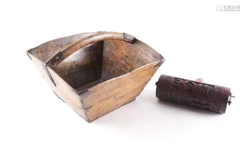 A Chinese provincial wood rice bucket