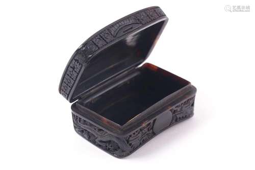 A Chinese moulded and carved tortoiseshell snuff box