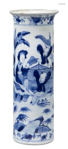 Un vase à manche en porcelaine chinoise bleu et blanc, 19ème...