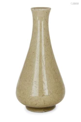 Petit vase bouteille en grès gris de Chine, dynastie Ming, r...