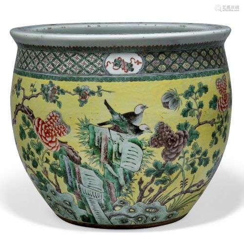 Jardinière en porcelaine chinoise de famille verte, 19e sièc...