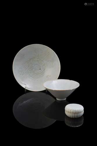 Two Qingbai bowls