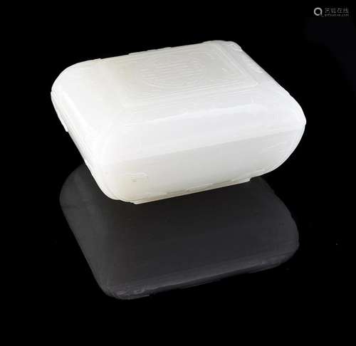 A good Chinese white jade 'shou' box and cover