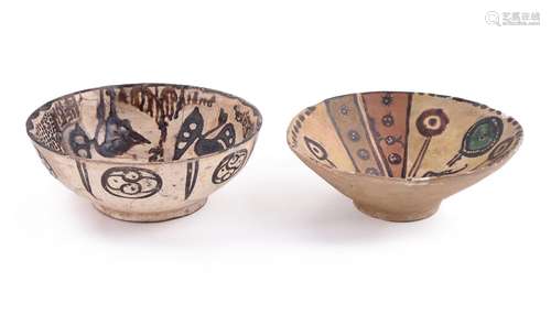 Two 'Sari' type pottery bowls circa 11-12th century