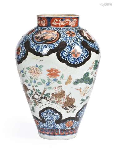 A large Japanese Imari vase