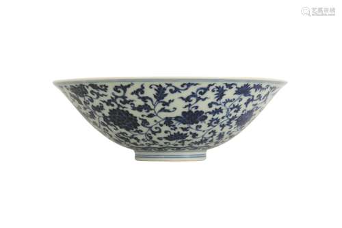 A CHINESE BLUE AND WHITE 'LOTUS SCROLL' BOWL.