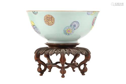 A CHINESE CELADON-GROUND ENAMELLED 'BALLS' BOWL.