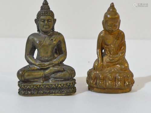 Ensemble de 2 amulettes Phra Kling en bronze représentant Bo...