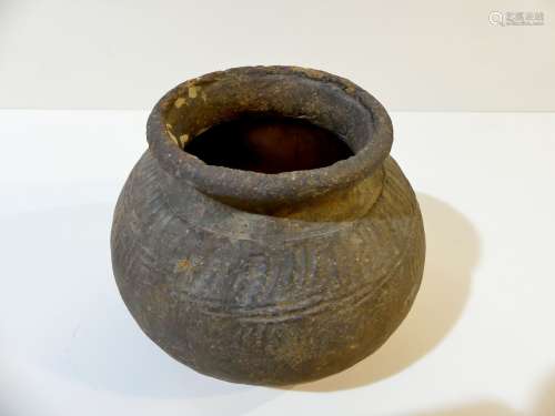 Pot en terre cuite trouvé dans la Rivière Lopburi à Ayutthay...