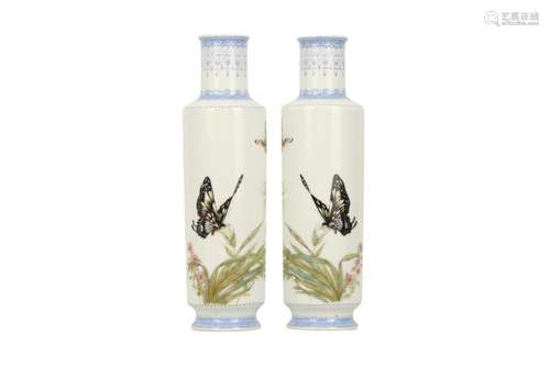 A PAIR OF CHINESE FAMILLE ROSE 'BUTTERFLY' VASES.