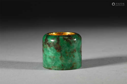 Green Jade Cover with Golden Ring from Qing