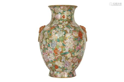 A CHINESE FAMILLE ROSE 'MILLEFLERUS' VASE.