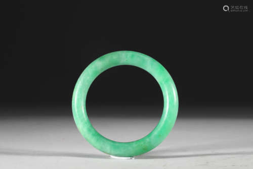 Green Jade bracelet from Qing