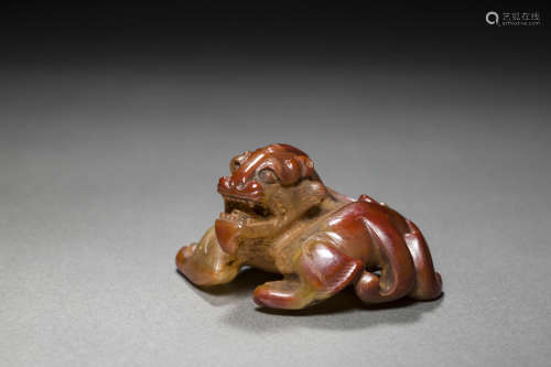 Red Jade Ornament in Beast form from Zhan