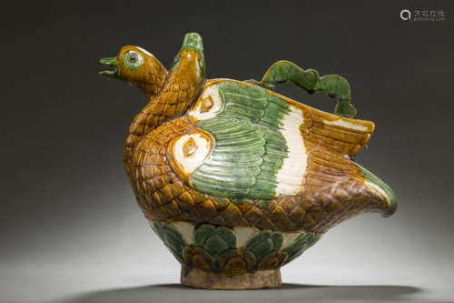 tri-colored pot in Mandarin Duck form from Tang