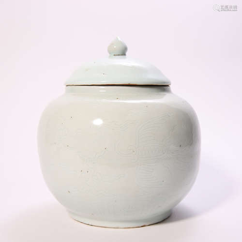 Green Glazed Pot with Phoenix Grain from Ming