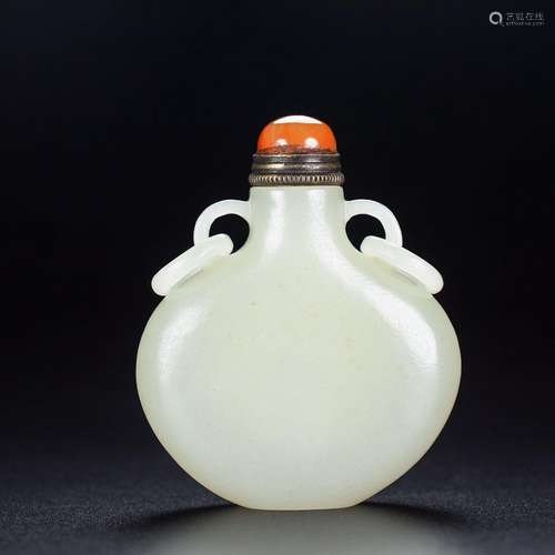 CHINESE WHITE JADE CARVING RING-EAR SNUFF BOTTLE