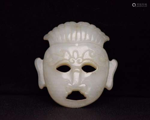 CHINESE WHITE JADE CARVING PENDANT OF MASK