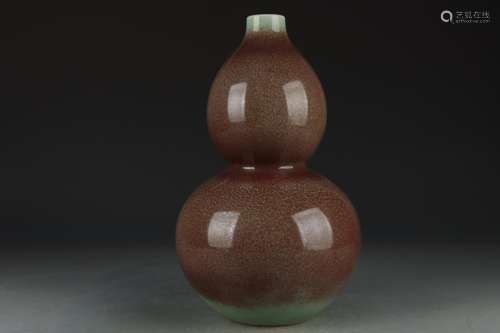 FAMBE ALTAR-RED GLAZED DOUBLE-GOURD VASE