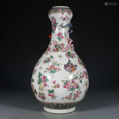 FAMILLE ROSE CHI-DRAGON GARLIC-HEAD VASE