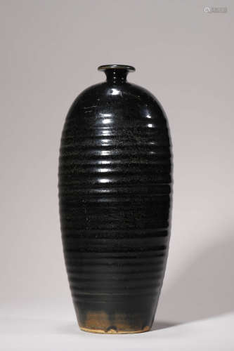 明 黑釉玄紋瓶