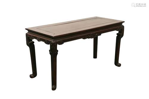 A CHINESE WOOD LOW TABLE.