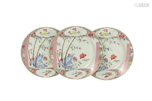 A SET OF THREE CHINESE 'PEONY AND BAMBOO' CHARGERS...